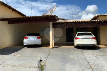 Casa de 3 quartos em Ibaté - SP