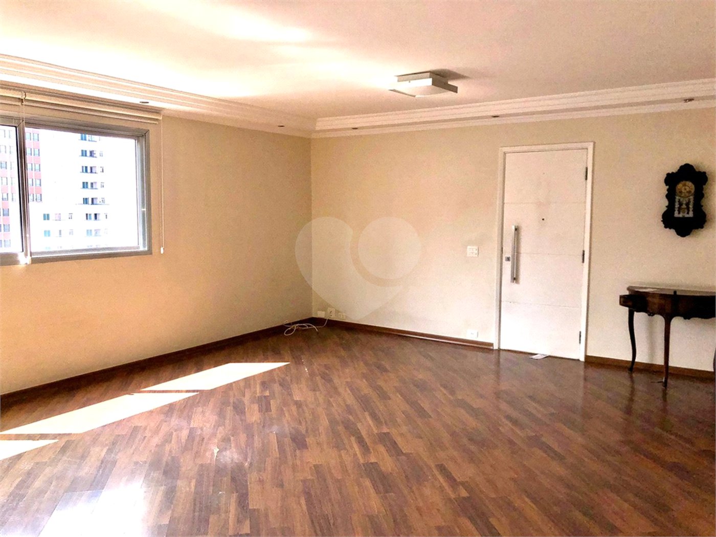 Apartamento à venda com 3 quartos, sendo 1 suíte, em Jardim Paulista, São Paulo, SP