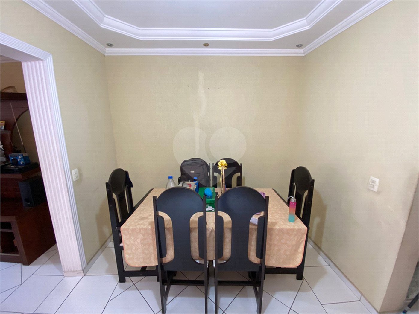 Sobrado à venda com 3 quartos, sendo 1 suíte, em Jardim dos Ipês, Suzano, SP