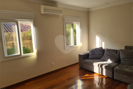 Casa à venda com 3 suítes no condomínio Vinhas da Vista Alegre - Lado Sede, Vinhedo - SP