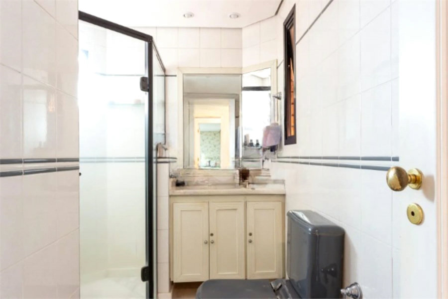 Apartamento à venda com 4 suítes em Alto de Pinheiros, São Paulo, SP