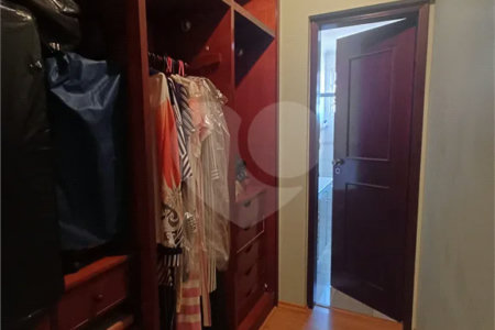 Sobrado à venda com 4 quartos, sendo 2 suítes, em Água Fria, São Paulo, SP