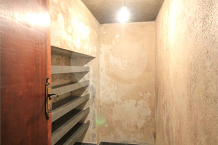 Casa à venda com 5 quartos, sendo 3 suítes, em Jardim São Bento, São Paulo, SP