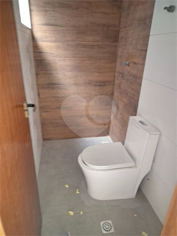 Sobrado à venda com 3 quartos, sendo 1 suíte,  em Parque Boturussu, São Paulo, SP
