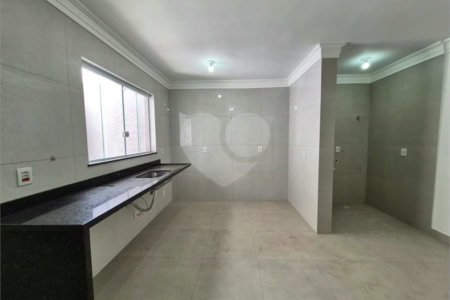 Apartamento à venda com 2 quartos em Vila Mangalot, São Paulo, SP