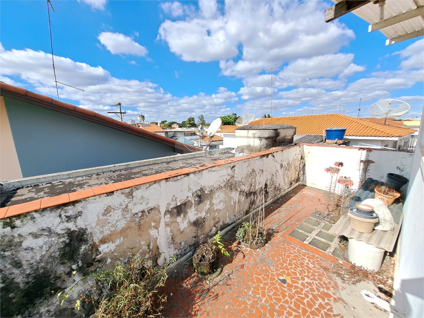 Casa à venda com 3 quartos, sendo 1 suíte, em Vila Constança, São Paulo, SP
