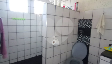 Casa à venda com 4 quartos, sendo 1 suíte,  em Jardim Maricota, Itapetininga, SP