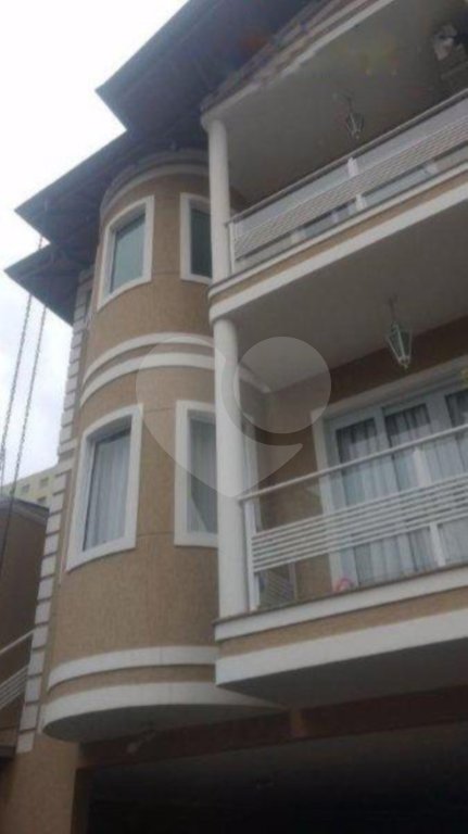Sobrado à venda com 3 suítes em Santana, São Paulo, SP
