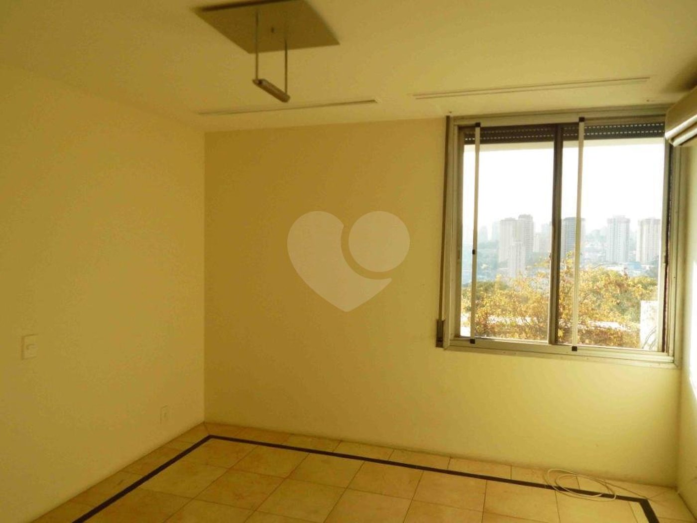 Apartamento à venda com 4 suítes em Jardim Marajoara, São Paulo, SP
