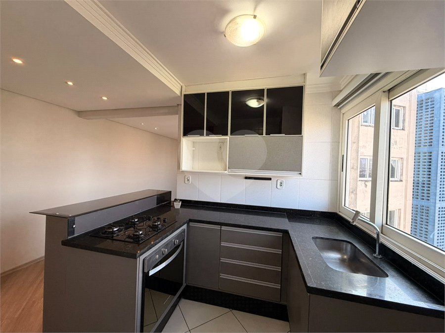 Apartamento à venda com 2 quartos em Sítio Pinheirinho, São Paulo, SP