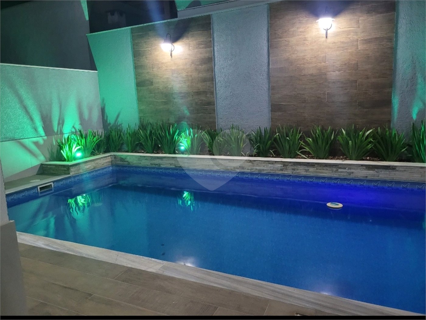 Casa à venda com 4 quartos, sendo 2 suítes,  no condomínio Golden Park Alpha, Sorocaba - SP