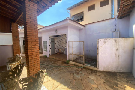 Casa à venda com 3 quartos, sendo 1 suíte, no Centro, Araraquara, SP