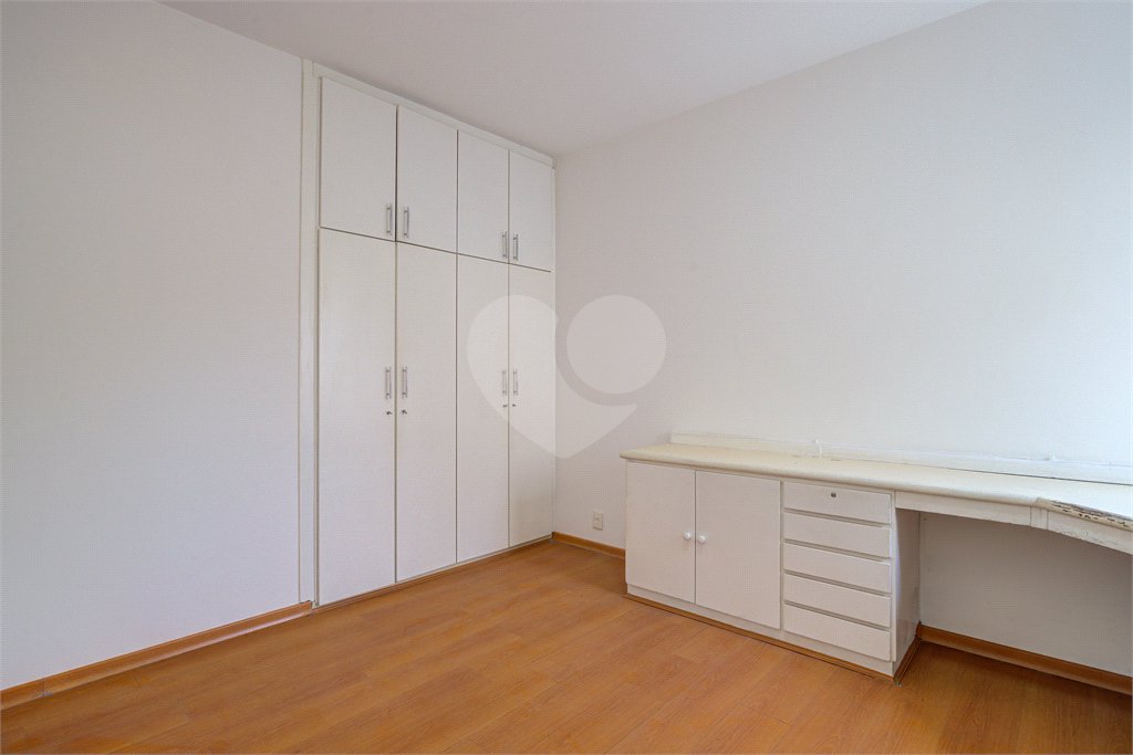 Sobrado à venda com 4 quartos, sendo 2 suítes,  em Brooklin, São Paulo, SP