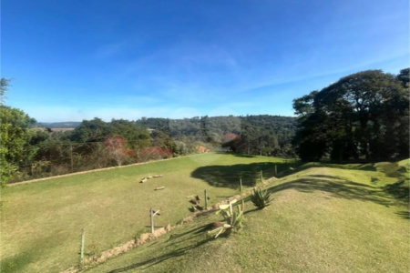 Sítio à venda com 4 quartos, sendo 2 suítes,  em Sorocamirim (canguera), São Roque, SP