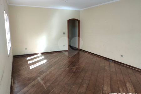 Casa à venda com 5 quartos, sendo 1 suíte, em Jaguaré, São Paulo, SP