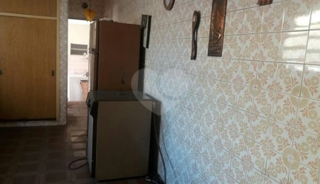 Casa Térrea à venda com 3 quartos em Bom Retiro, São Paulo, SP