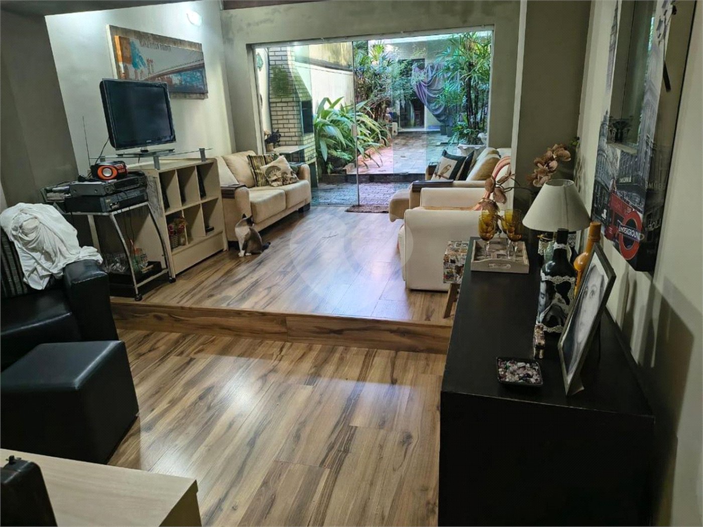 Casa à venda com 3 quartos, sendo 1 suíte, em Mirandópolis, São Paulo, SP