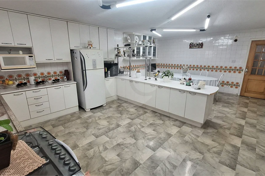 Casa à venda com 4 quartos, sendo 1 suíte,  em Vila Guilherme, São Paulo, SP