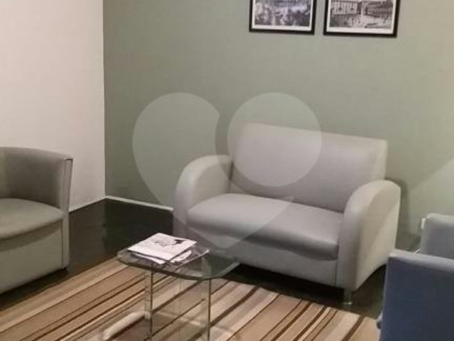 Apartamento à venda com 2 quartos em Aclimação, São Paulo, SP