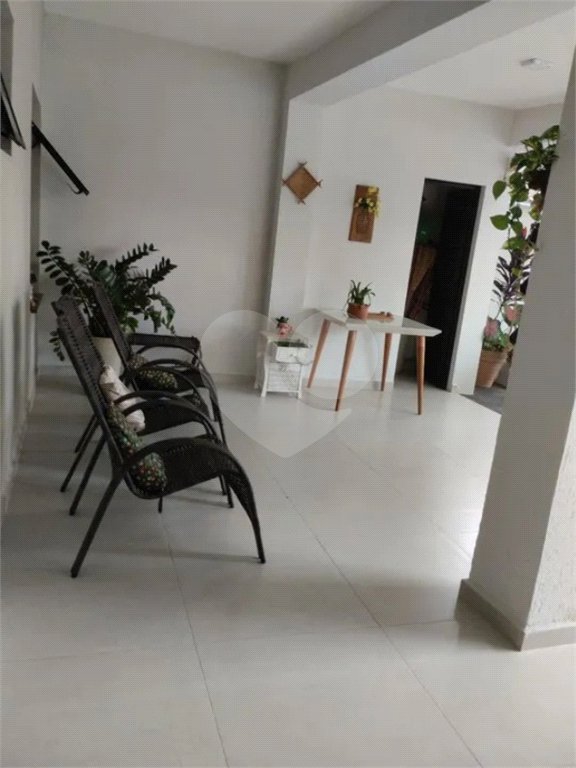 Sobrado à venda com 2 suítes em João Aranha, Paulínia, SP