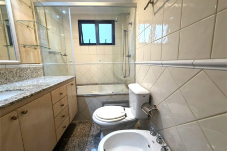 Apartamento à venda com 3 suítes em Vila Suzana, São Paulo, SP