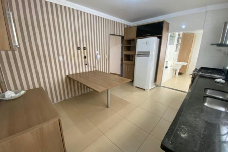 Apartamento com 3 dormitórios à venda, 133 m² por R$ 800.000,00 - Gonzaga - Santos/SP