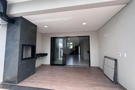 Casa à venda com 3 suítes no condomínio Campos do Conde I e II, Sorocaba - SP