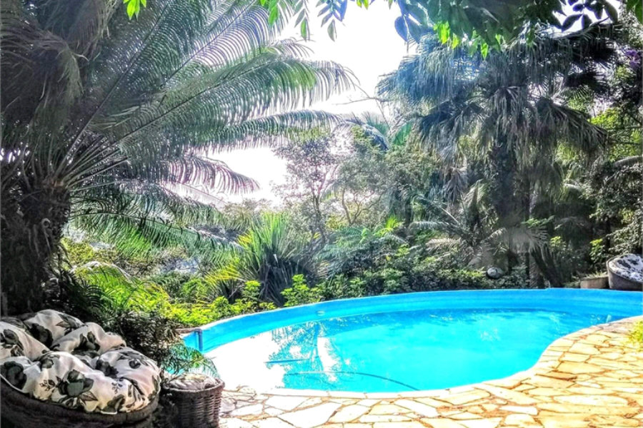 Chácara à venda com 4 quartos, sendo 3 suítes, no Centro, Juquitiba, SP