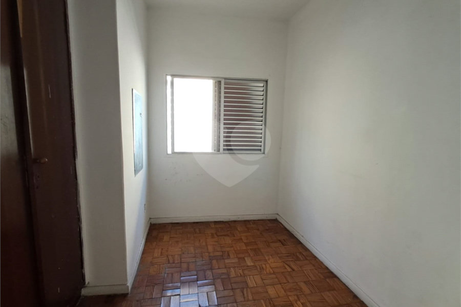 Sobrado à venda com 4 quartos em Parada Inglesa, São Paulo, SP