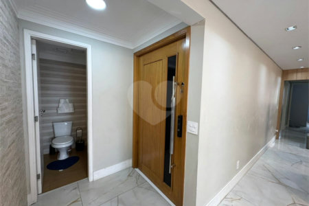 Apartamento à venda com 4 quartos, sendo 3 suítes, em Vila Augusta, Guarulhos, SP