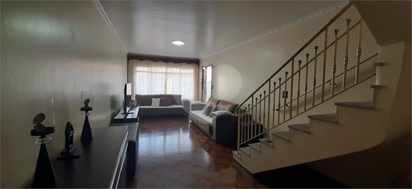 Sobrado à venda com 3 quartos, sendo 1 suíte, em Tremembé, São Paulo, SP
