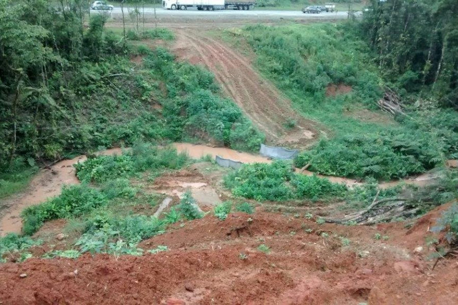 Terreno à venda em Jardim Glória, Miracatu, SP