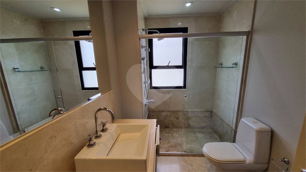 Apartamento para alugar com 6 quartos, sendo 4 suítes,  em Panamby, São Paulo, SP