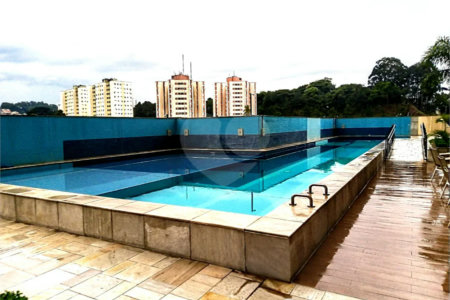 Apartamento à venda com 38m² e 1 dormitório, localizado no bairro Jardim Flor da Montanha.