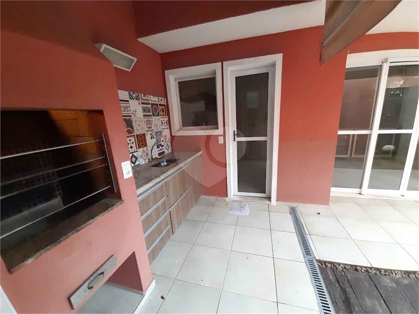 Casa à venda com 3 quartos, sendo 1 suíte, no condomínio Reserva Elton Ville., Sorocaba - SP