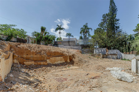 Terreno à venda com 1 quarto em Jardim Marajoara, São Paulo, SP