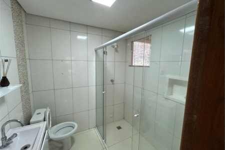 Casa de Vila para alugar com 4 suítes em Vila Romana, São Paulo, SP