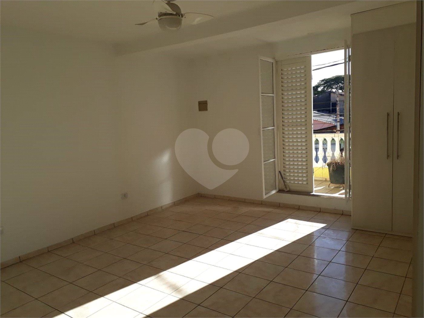 Sobrado à venda com 4 quartos, sendo 2 suítes, em Limão, São Paulo, SP