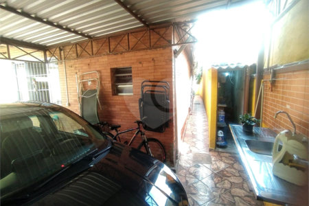 Casa à venda com 4 quartos em Chora Menino, São Paulo, SP