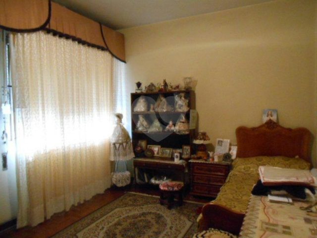 Sobrado à venda com 3 quartos em Santa Teresinha, São Paulo, SP