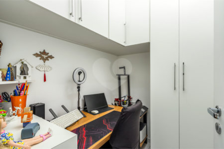 Apartamento à venda com 3 quartos, sendo 1 suíte, em Chácara Santo Antônio, São Paulo, SP