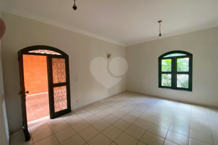 Casa à venda com 3 quartos em Jardim do Carmo, Araraquara, SP