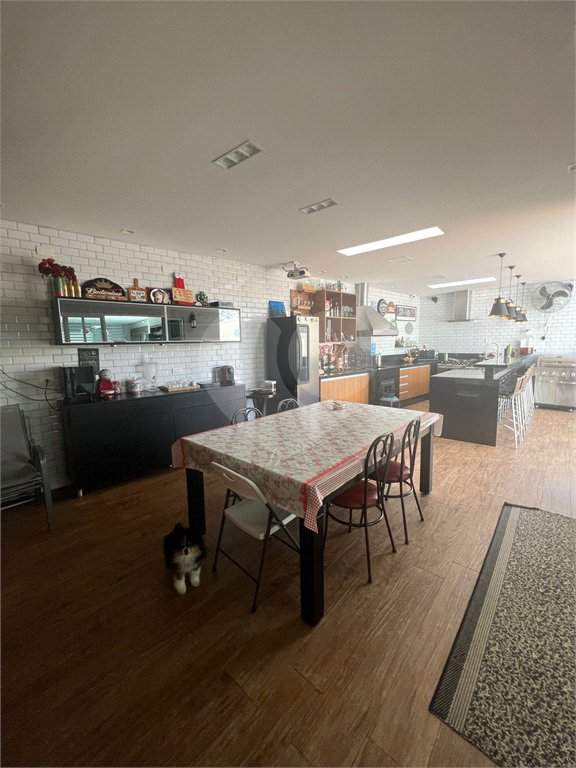 Casa à venda com 4 suítes no condomínio Residencial Jabuticabeiras, São Paulo - SP