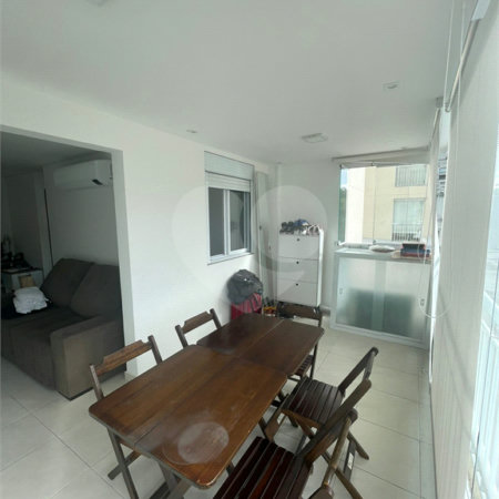 Apartamento à venda com 2 quartos, sendo 1 suíte, em Vila Ipojuca, São Paulo, SP