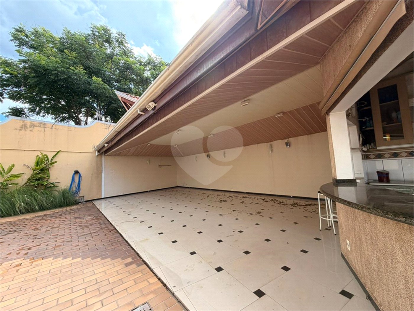 Sobrado à venda ou para alugar com 5 quartos, sendo 1 suíte, em Jardim Eltonville, Sorocaba, SP