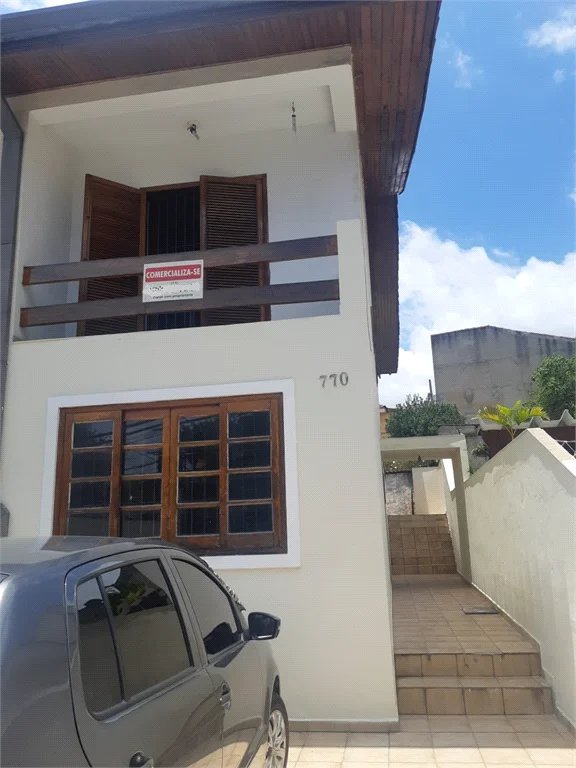 Sobrado à venda com 3 quartos, sendo 1 suíte, em Jardim Bonfiglioli, São Paulo, SP