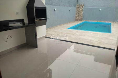 Casa térrea à venda com 3 quartos, sendo 1 suíte, em Loteamento Parque Residencial Serras de Atibaia II, Atibaia - SP