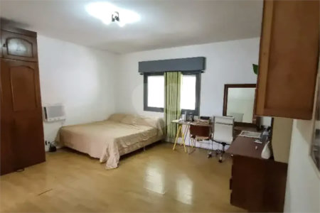 Sobrado à venda com 4 quartos, sendo 1 suíte, em Brooklin, São Paulo, SP