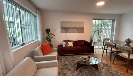 Casa à venda com 3 quartos, sendo 1 suíte,  em Vila Cordeiro, São Paulo, SP