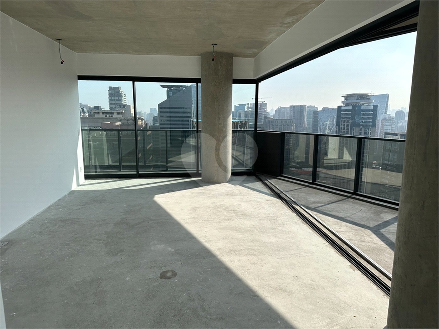 Apartamento à venda com 3 suítes em Vila Olímpia, São Paulo, SP